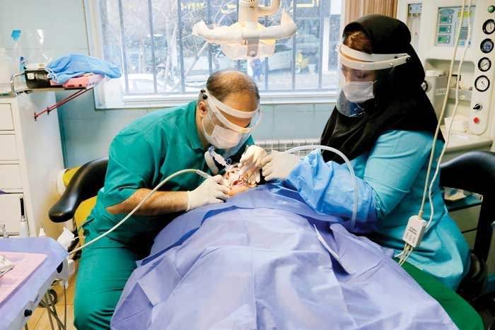 گزارش روزنامه پزشکی سپید به مناسبت روز دندان‌پزشکی