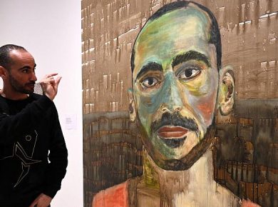 نقاشی با مسواک پناهنده ایرانی را نامزد معترترین جایزه هنری استرالیا کرد
