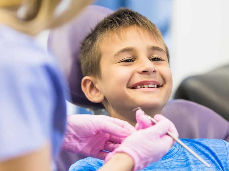 اولین مراجعه به دندانپزشکی کودکان