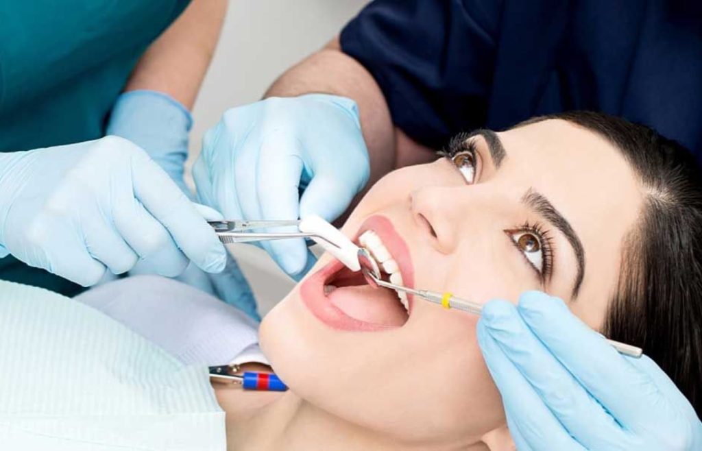 چگونه بهترین دندانپزشک تبریز را برای نیازهای خاص خود پیدا کنم؟