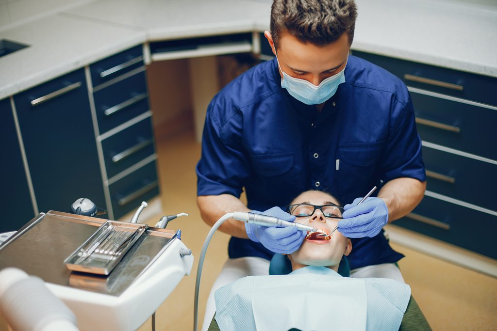 لیست بهترین دندانپزشکان مشهد